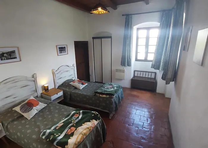 1St Floor Apartment In 18Th Century Character House